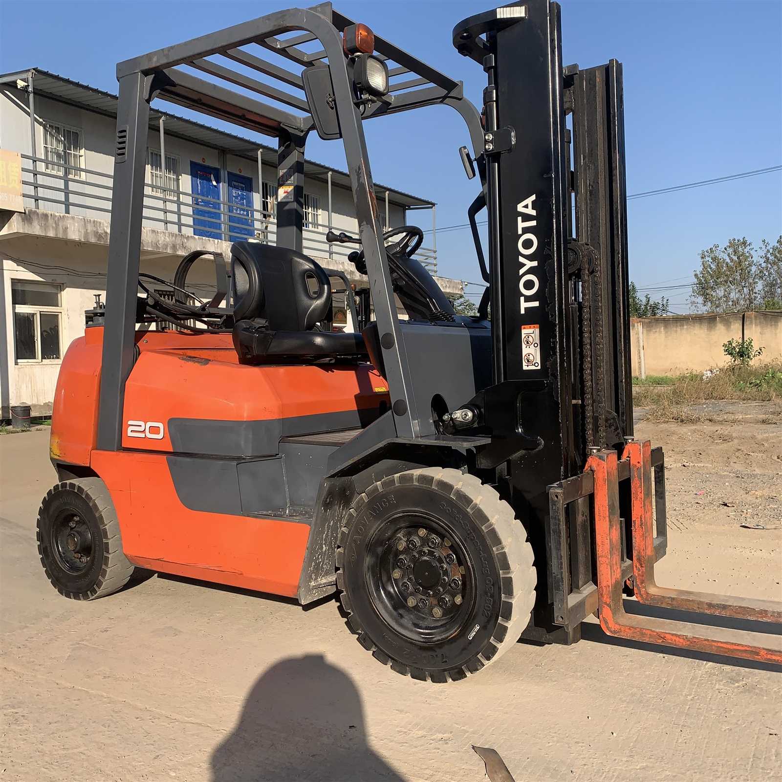 parts of a forklift diagram