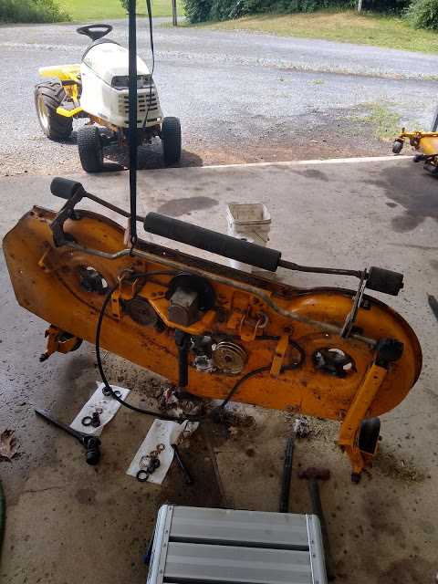 cub cadet ltx 1045 deck parts diagram